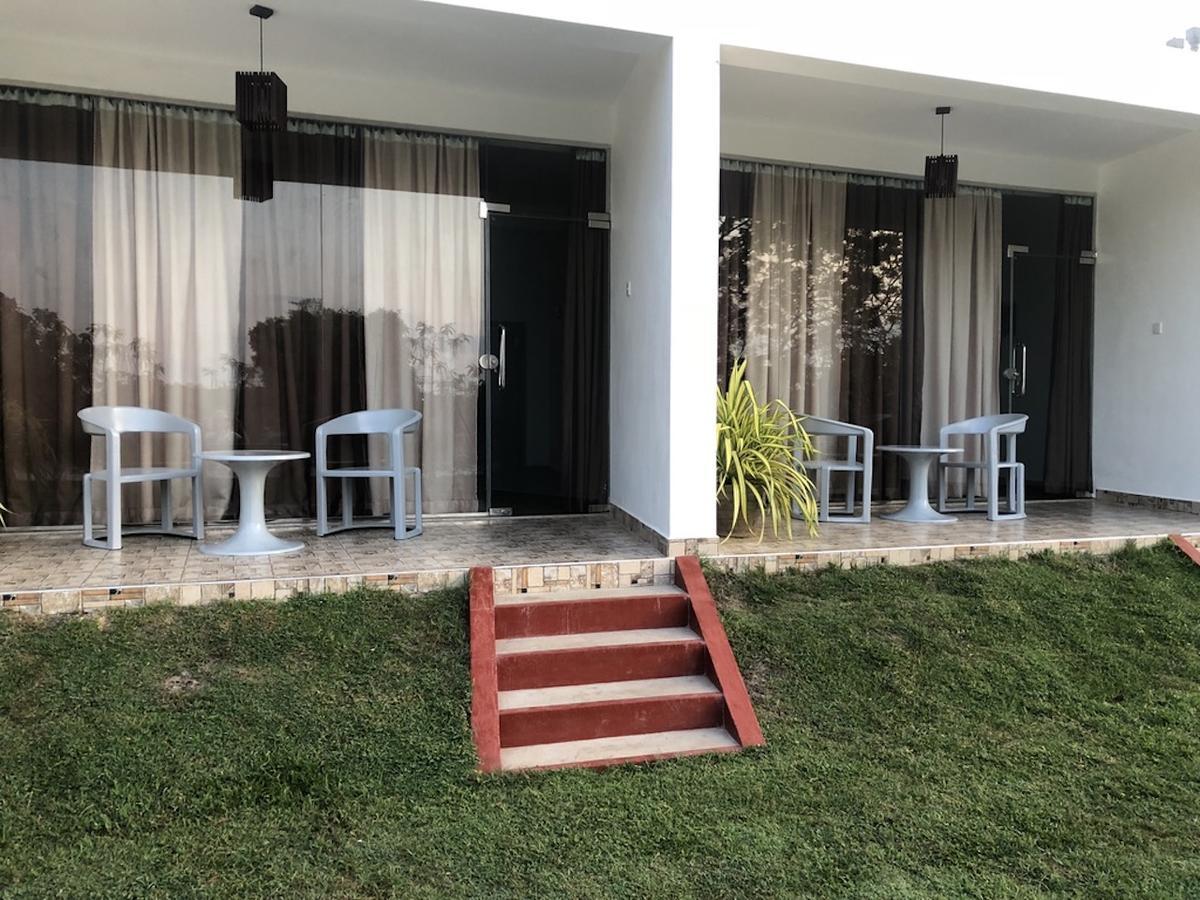 Ypsylon Resort Ostkueste Nilaveli Zewnętrze zdjęcie