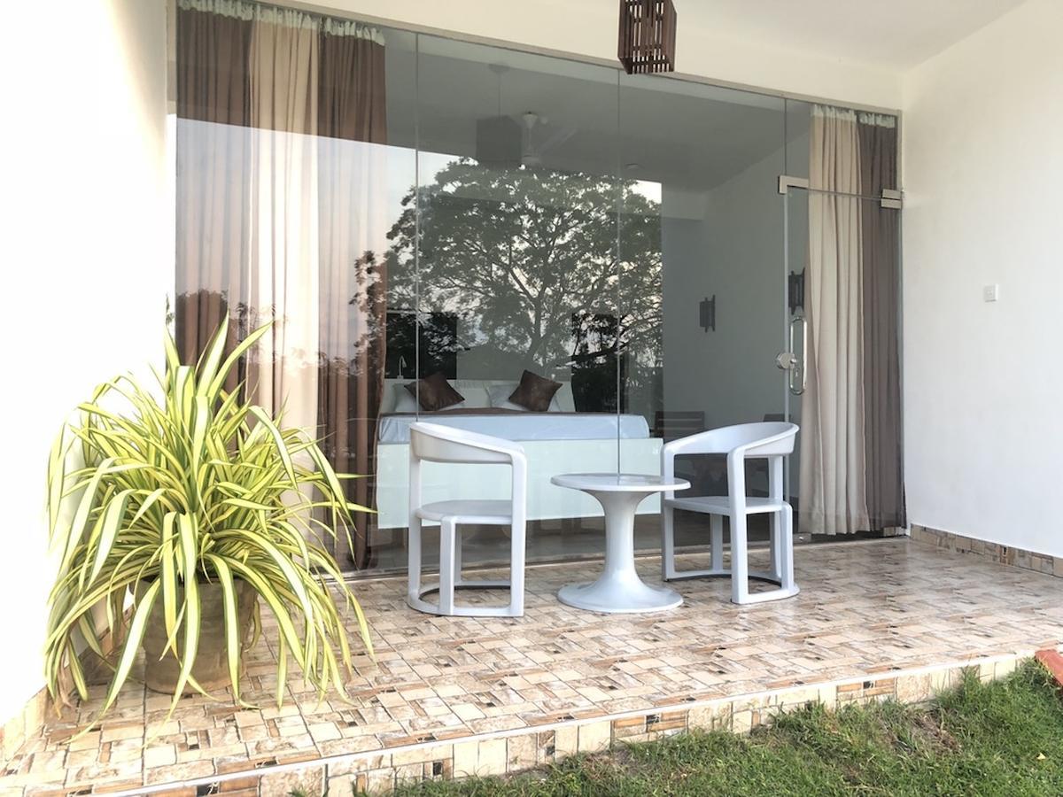 Ypsylon Resort Ostkueste Nilaveli Zewnętrze zdjęcie